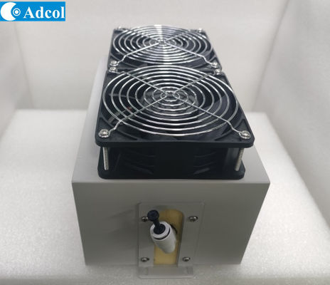 ATL300-24-00-T10 공기에서 액체로 열전기 냉각기 집합 300W 24VDC 수명 70000시간