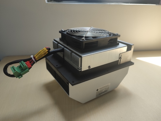 110W 12VDC 공랭식 쿨러는 견고한 솔리드 스테이트 신뢰성을 바탕으로 설계 유연성을 제공합니다.
