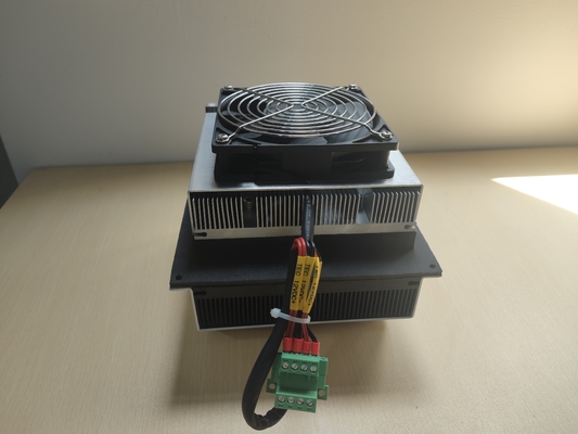 110W 12VDC 공랭식 쿨러는 견고한 솔리드 스테이트 신뢰성을 바탕으로 설계 유연성을 제공합니다.